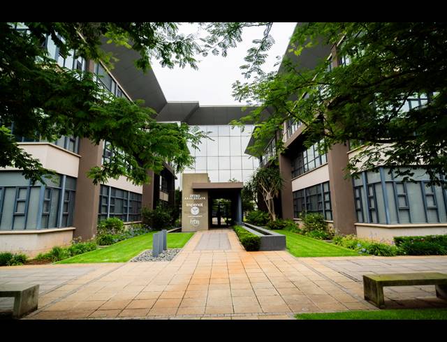 866M² OFFICE TO LET IN PARKHAVEN